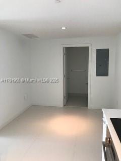 Building Photo - 501 NE 31st St