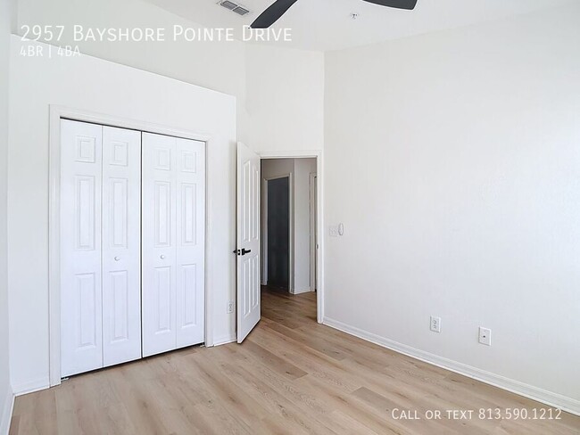 Building Photo - 2957 Bayshore Pointe Dr