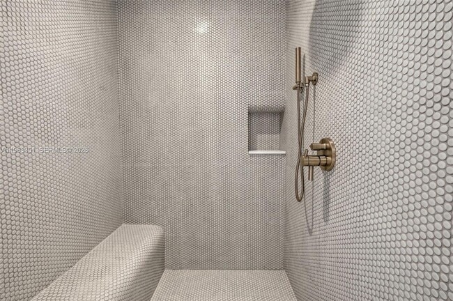 Building Photo - 2678 Tigertail Ave