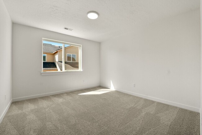 Building Photo - 21505 Oconnor Way