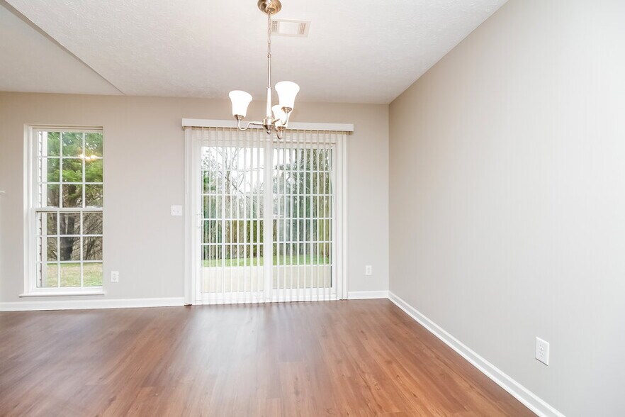 Building Photo - 3304 Penn Meade Way