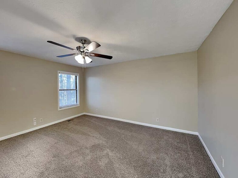 Building Photo - 2086 Arrowhead Trail