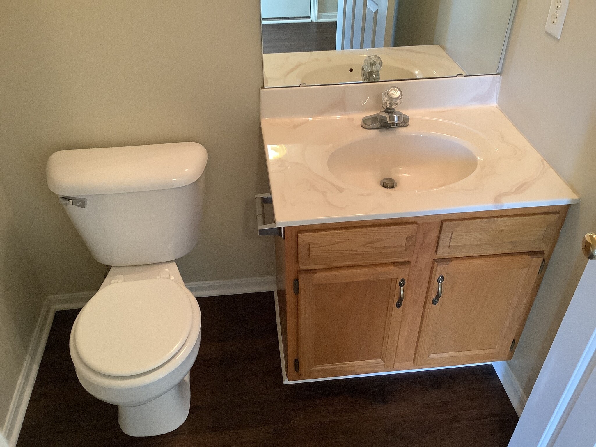 Building Photo - 557 Whispering Pines Pl