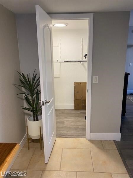 Building Photo - 682 Oakmont Ave