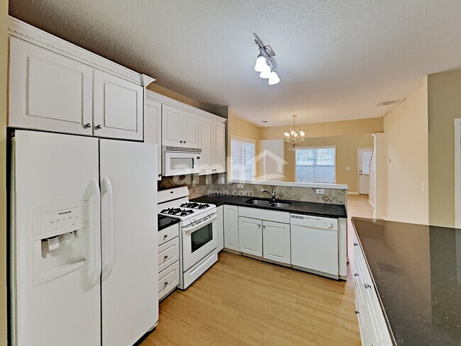 Building Photo - 2834 Regent Walk Dr
