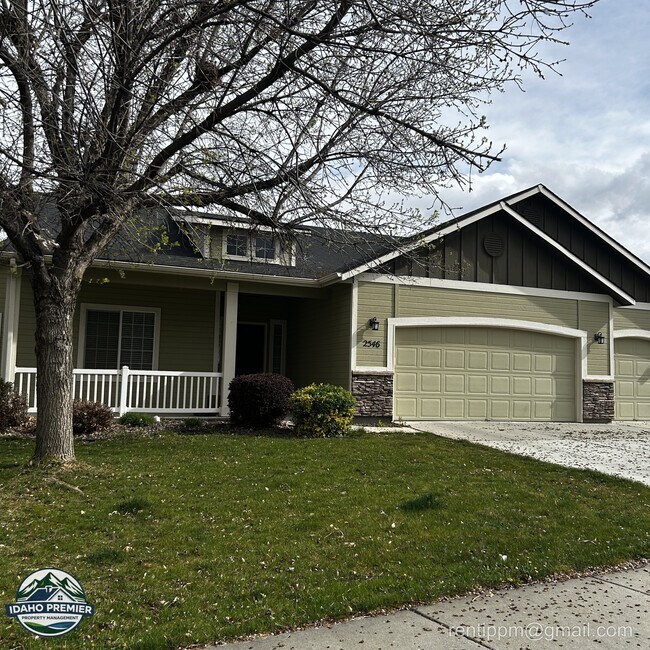 Building Photo - 2546 W Cerulean Dr