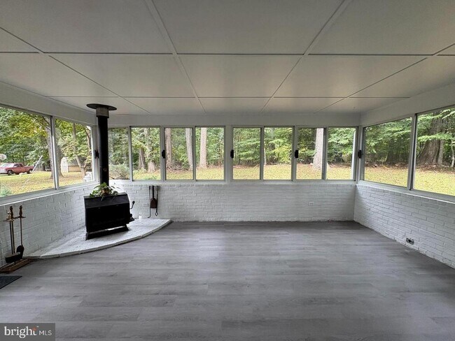 Building Photo - 3306 Whitesworth Rd