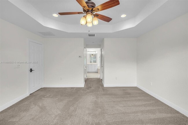 Building Photo - 5271 SW 173rd Ave