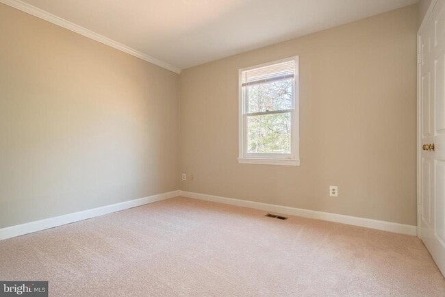 Building Photo - 3554 S George Mason Dr