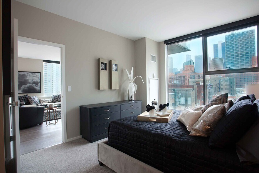 Building Photo - 651 W Washington Blvd