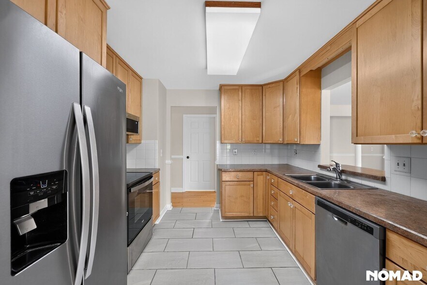 Building Photo - 33955 Middleton Cir