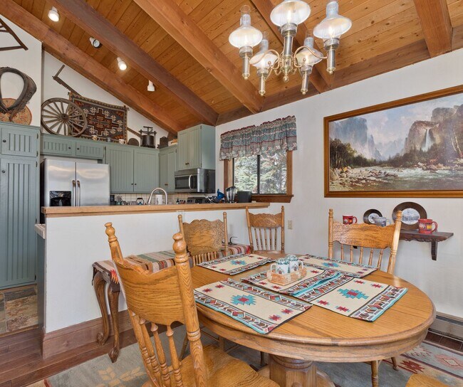 Building Photo - 91 St Moritz Rd