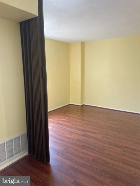 Building Photo - 309 Yoakum Pkwy