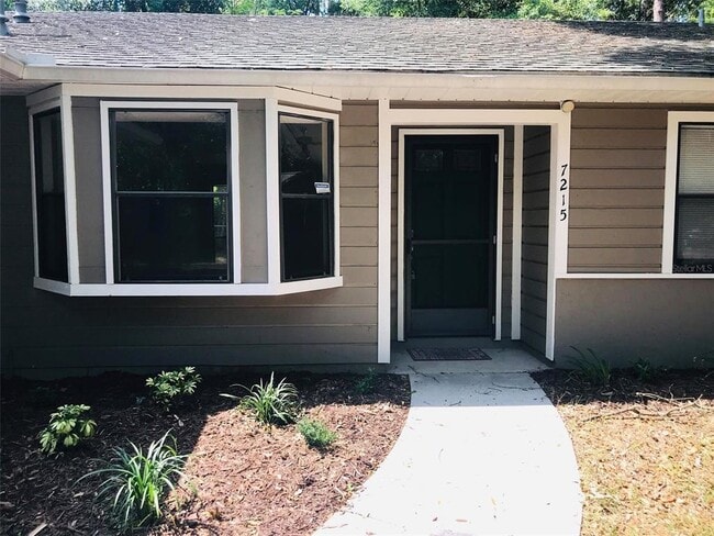 Building Photo - 7215 SW 18th Pl