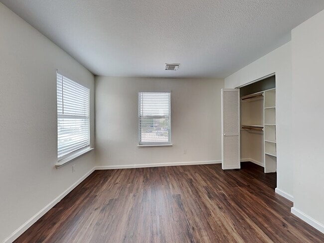 Building Photo - 4006 Carmel Ridge Way