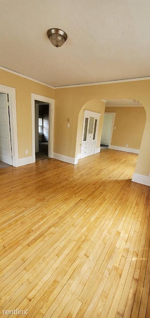 Building Photo - 2 br, 1 bath Duplex - 2202 North 55th Stre...