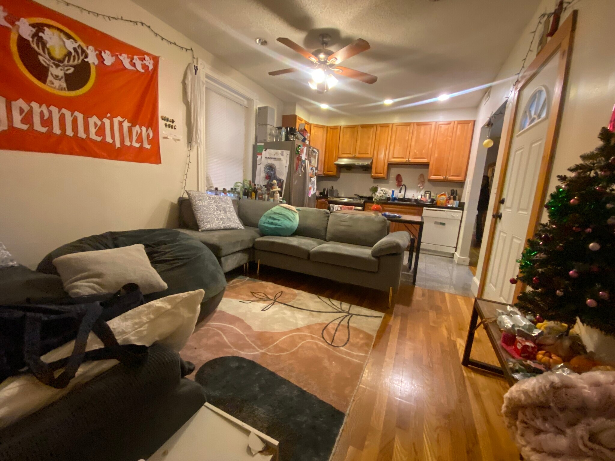 Building Photo - 127 Cedar St