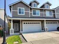 Building Photo - 3120 Ponderosa St NE