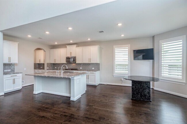 Building Photo - 4107 Willow Wind Ct