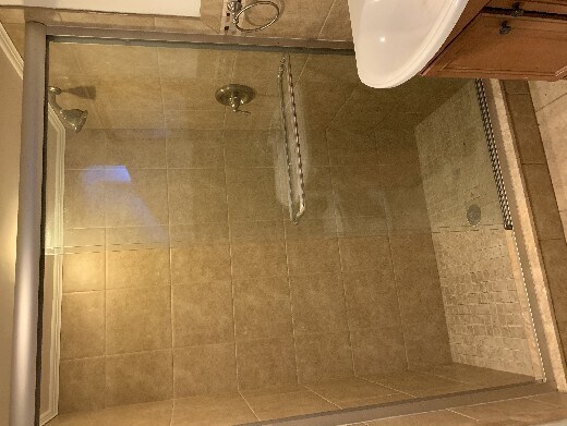 Building Photo - House for rent in GlenCove