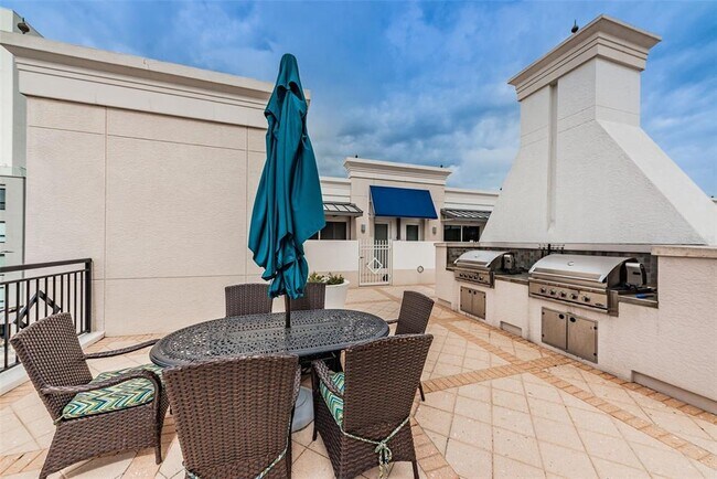 Building Photo - 331 Cleveland St