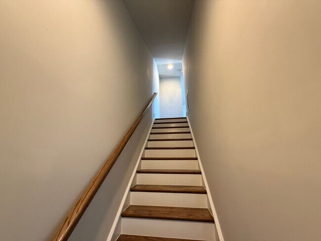 Building Photo - Beauitiful Home in the heart of Ballantyne!!