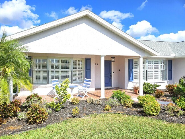Building Photo - Annual Rental or 6+ month option - FURNISHED HEATED POOL HOME. Gorgeous 3 Bedroom, 3 Bath, 2 Car ...