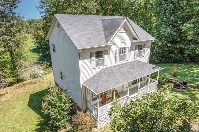 Building Photo - **COMING SOON** Private 5.7-Acre Lake Acce...