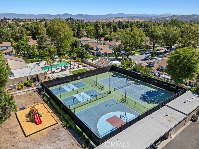Building Photo - 24518 W Nicklaus Dr