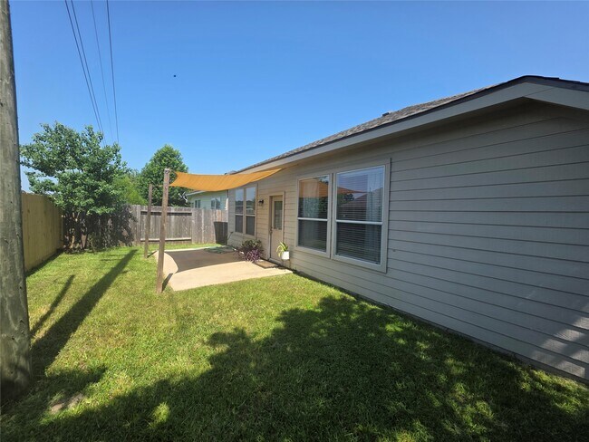 Building Photo - 2954 Smokey Forest Ln