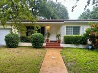 Building Photo - 619 Altara Ave
