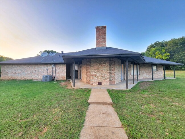 Building Photo - 3902 E Bankhead Hwy
