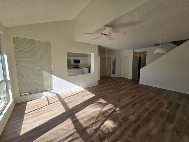 Building Photo - 91-920 Laaulu St #1F