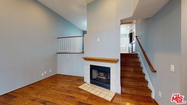 Building Photo - 5455 Sylmar Ave