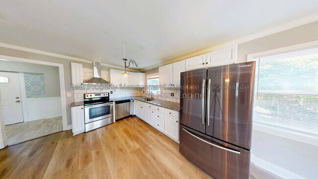Building Photo - 865 Rudder Rd