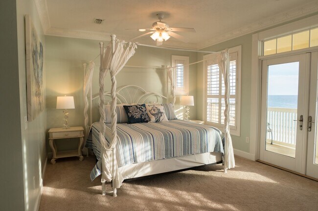 Building Photo - Beautiful 7-Bedroom Beachfront Home on 30A