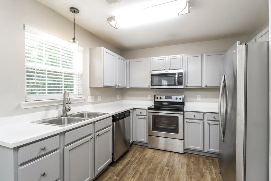 Building Photo - 12812 Lismorre Castle Ct