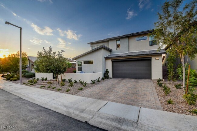 Building Photo - 9702 Starlight Ridge Ave