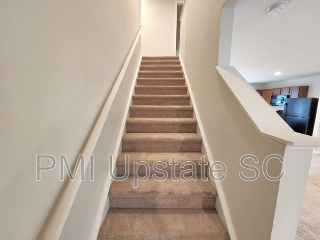 Building Photo - 236 Lily Park Way