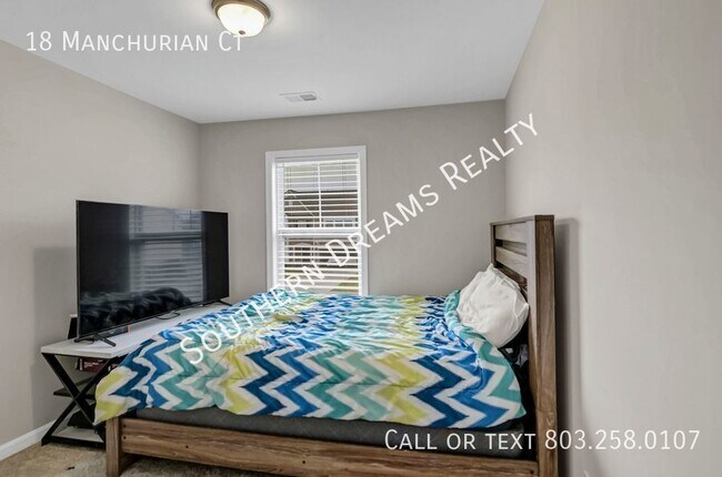 Building Photo - 18 Manchurian Ct