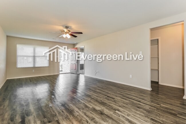 Building Photo - 101 Westwood Dr