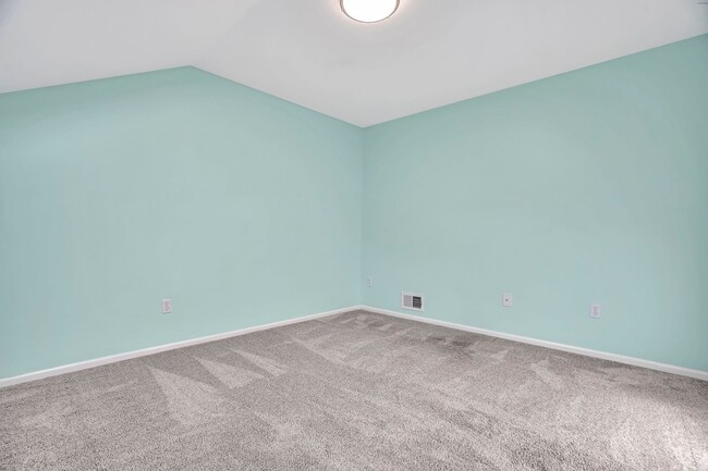 Building Photo - 2219 North Ave