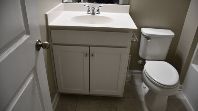 Building Photo - 97389 Harbor Concourse Cir