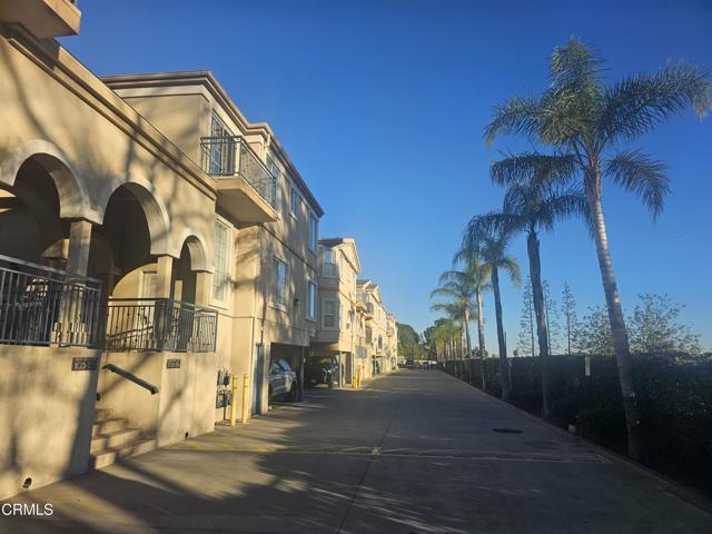 Building Photo - 4516 Ramsdell Ave