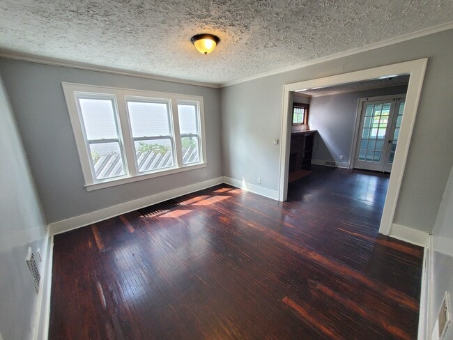 Building Photo - 142-144 Ohio St