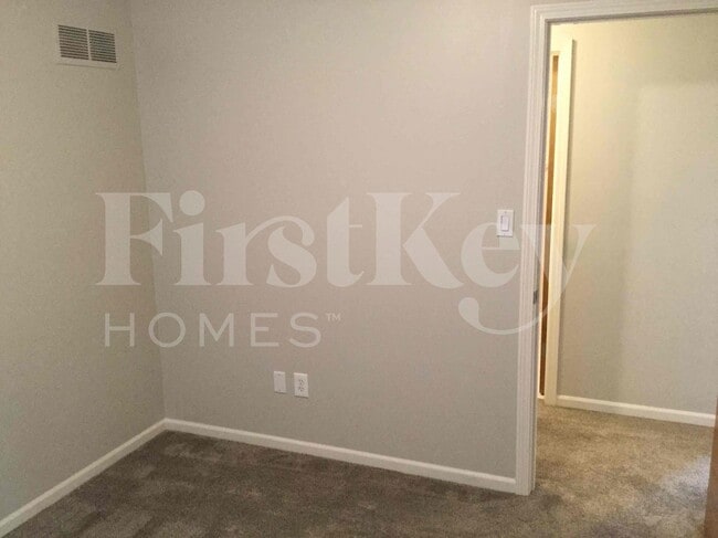 Building Photo - 1405 Andrea Dr