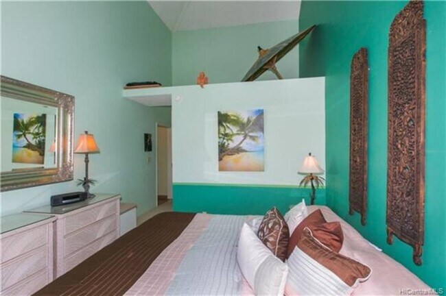 Master Bedroom - 7007 Hawaii Kai Dr