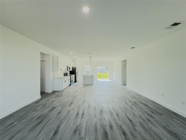 Building Photo - 1686 SW 162nd St