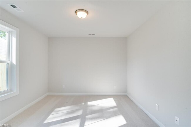 Building Photo - 4605 Guam St