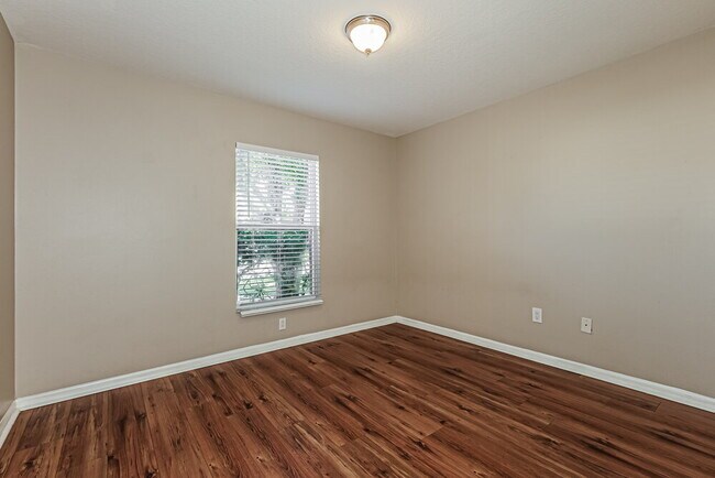 Building Photo - 2126 Hunters Greene Dr